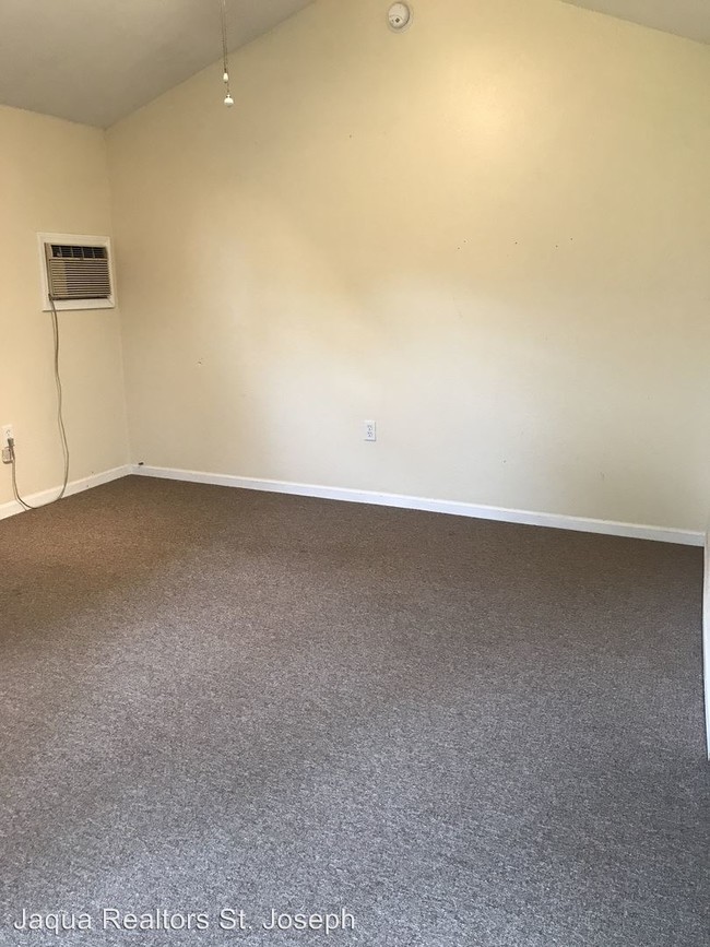 Building Photo - 1 br, 1 bath House - 354 North Shore Drive