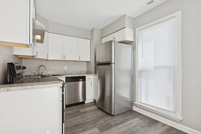 Foto del edificio - Fully Updated 2 Bedroom Unit!