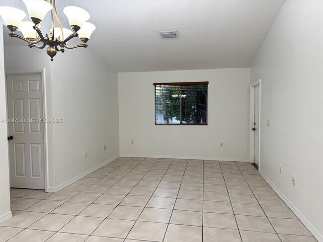 Foto del edificio - 6676 SW 115th Ct