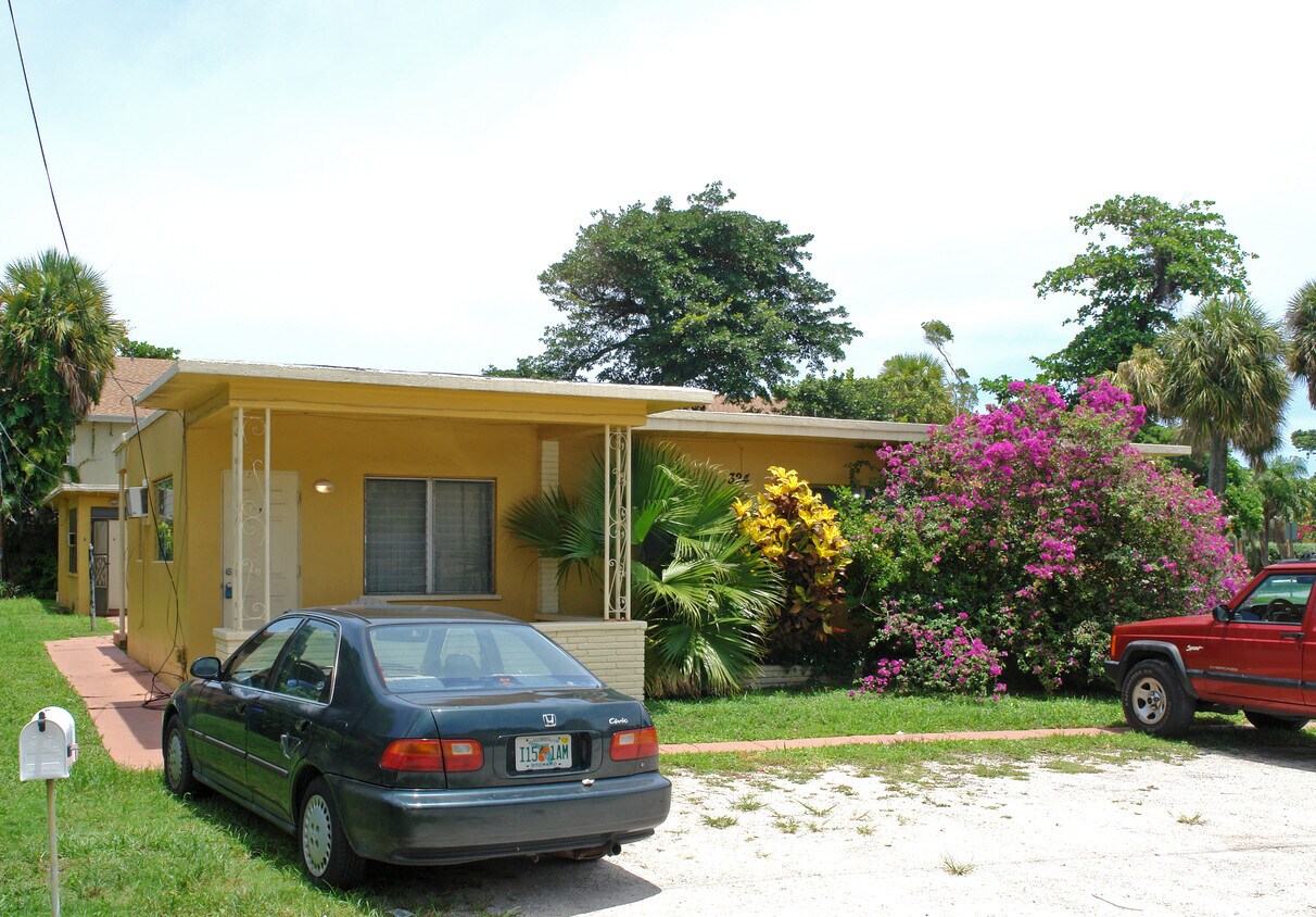 Foto del edificio - 324 NE 19th Ave
