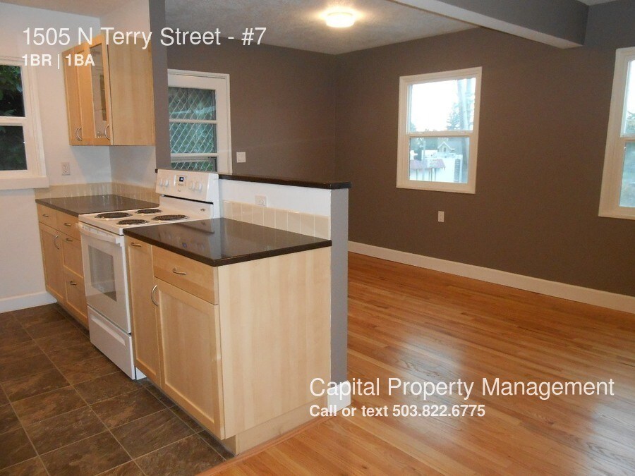 Primary Photo - 1505 N Terry St