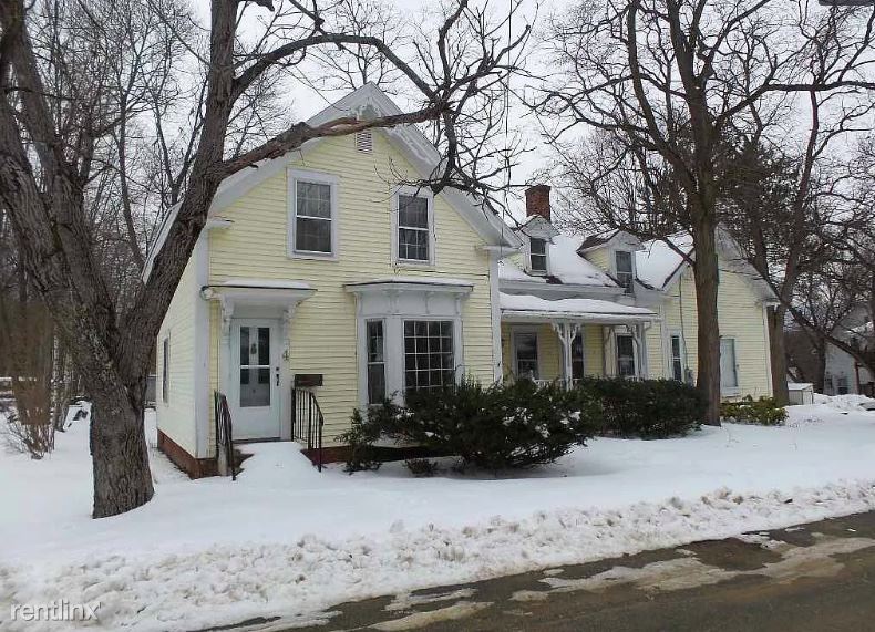 4 br, 2 bath House 4 Cooper St House Rental in Plymouth, NH