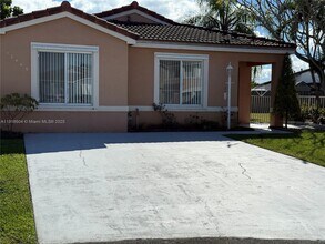 Building Photo - 17449 SW 143rd Pl