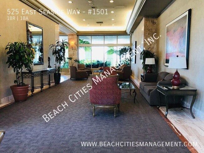 Building Photo - Great Condo with Spectacular Views of Down...