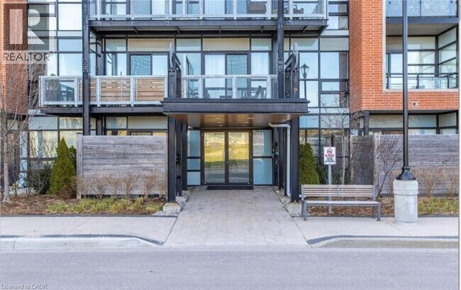 Photo du bâtiment - 155 St Leger St