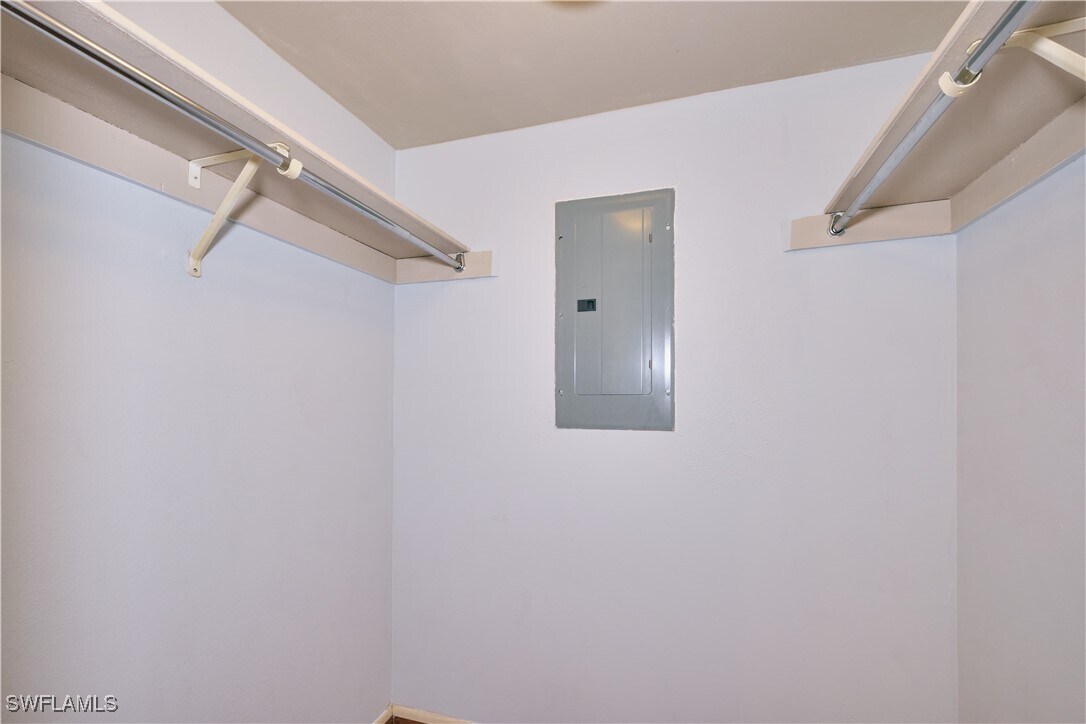 Foto principal - 5959 Winkler Rd