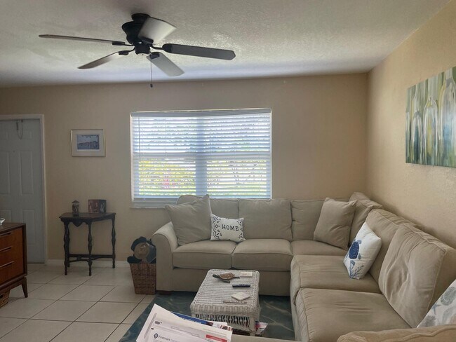 Foto del edificio - 1712 Gulfstream Ave