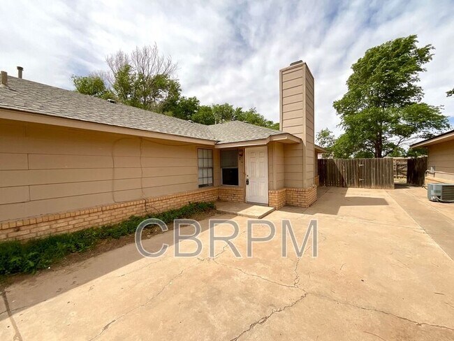 Foto del edificio - 6108 37th St