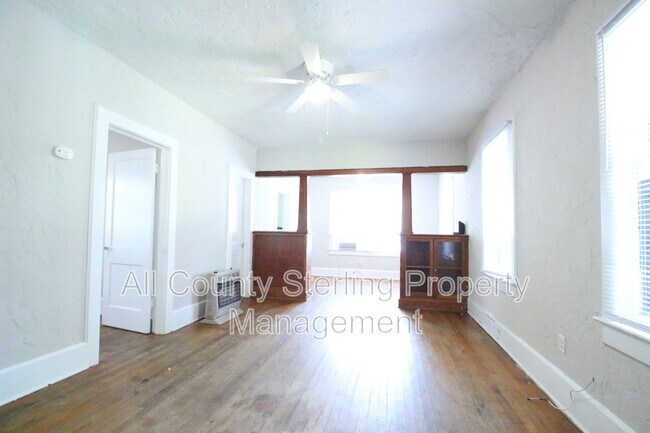 Foto del edificio - 707 NW 2 Ave