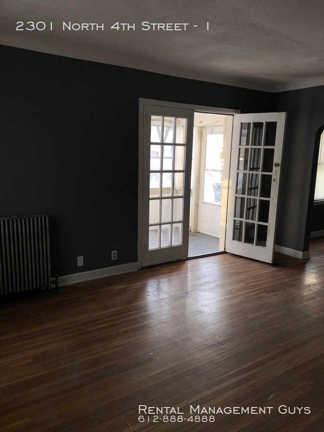 Cute 2 Bedroom Lower Level Duplex Apartment for Rent in