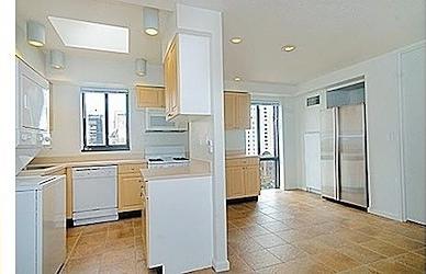 Foto del edificio - 360 E 57th St