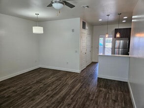 Building Photo - 7981 E Wilshire Dr