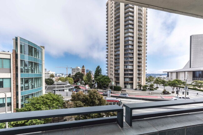 Foto del edificio - 1388 Gough St