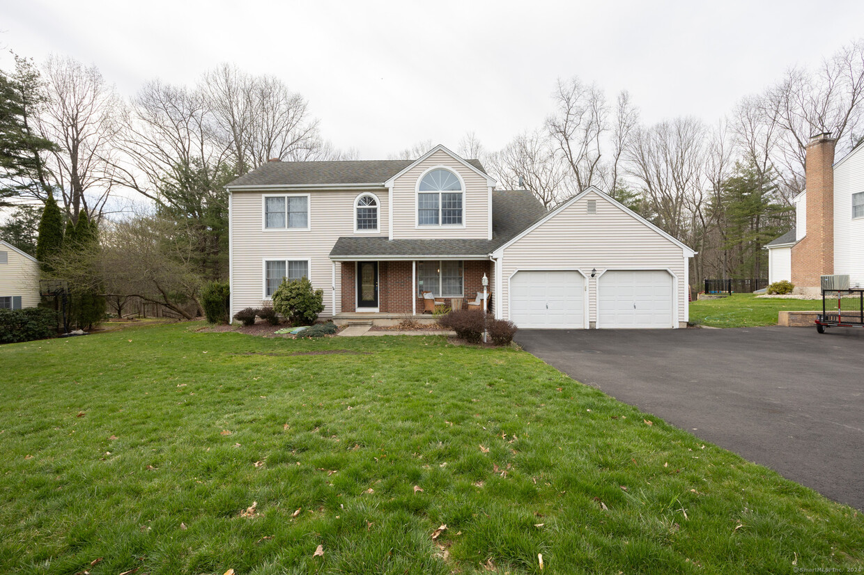Primary Photo - 142 Miller Farm Rd