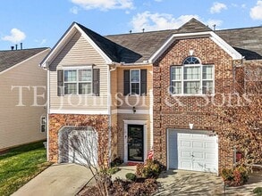 Building Photo - 2668 Hartfield Commons Ln
