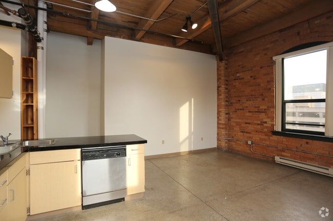 Interior Photo - The Lofts at Michaels-Stern