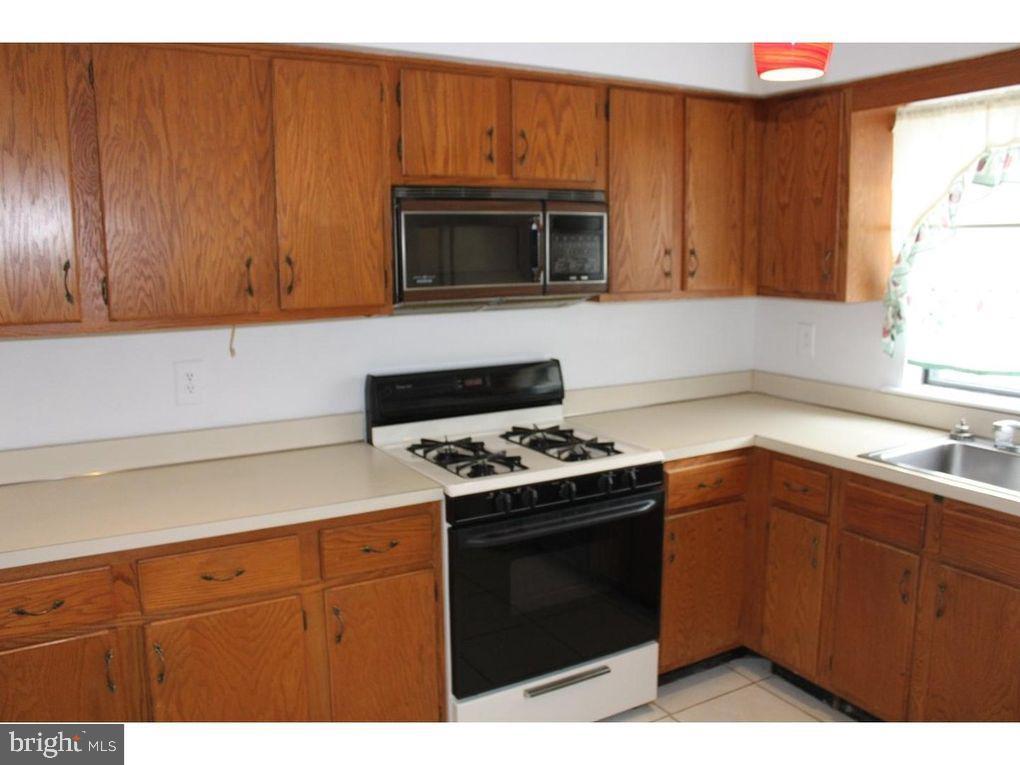 Primary Photo - 221 Woodmill Dr