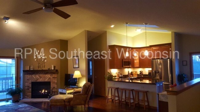 Building Photo - 7913 S Scepter Dr