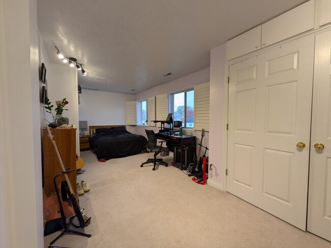 Photo - 3636 S 1300 E (Salt Lake City, UT) House
