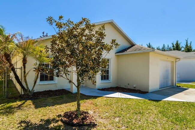 Foto del edificio - 166 Diamond Ridge Blvd