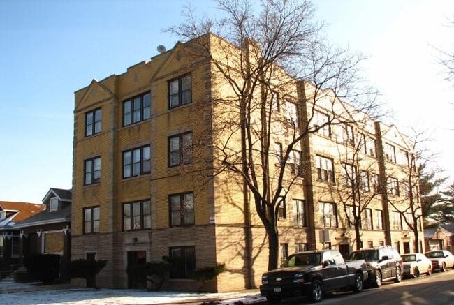 Building Photo - 1720 W 76th St