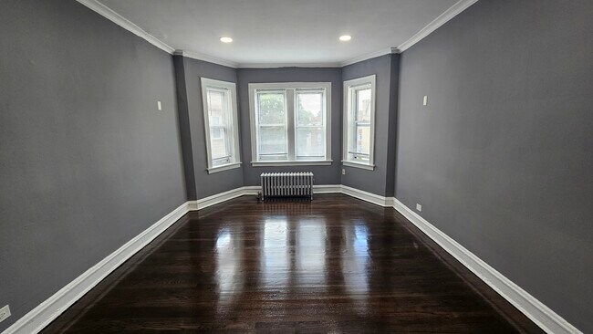 Foto del edificio - 6545 N Francisco Ave