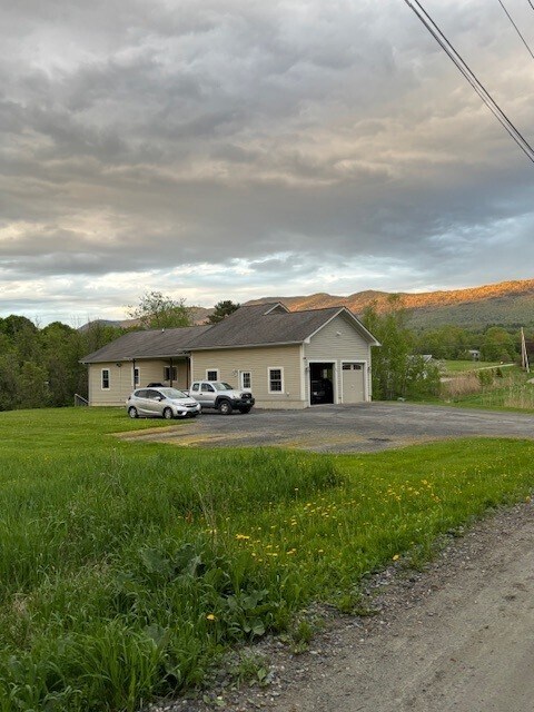 Foto del edificio - 80 Keltan Hts