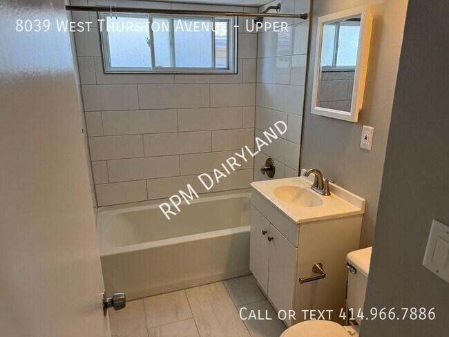 Foto del edificio - 8039 W Thurston Ave