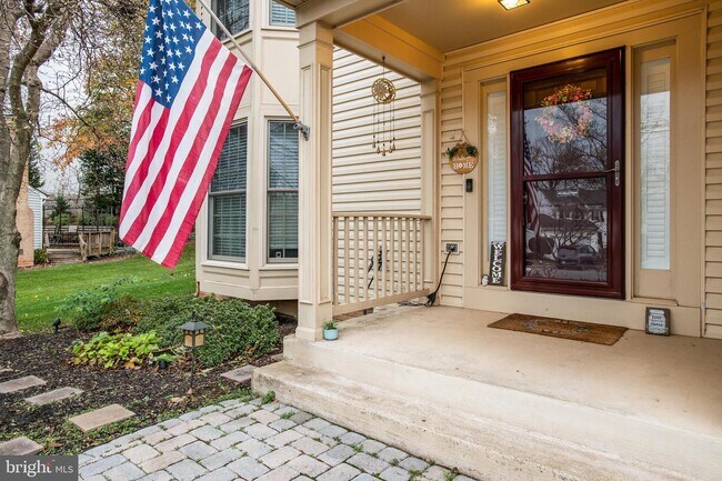 Foto del edificio - 10309 Cedar Ridge Dr