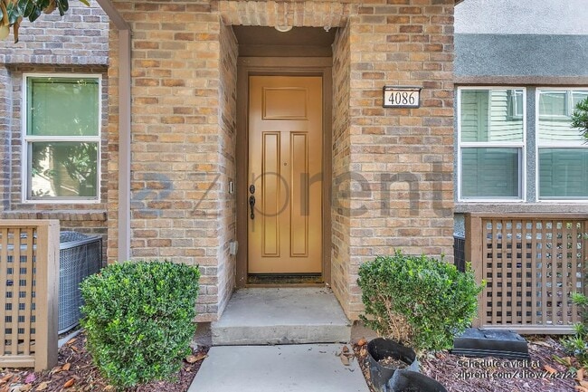 Building Photo - 4086 Kinsale St