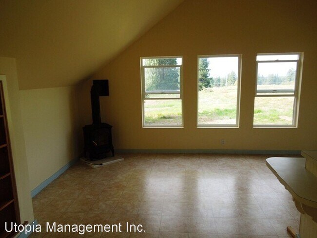 Foto del edificio - 1 br, 1 bath House - 1923 MT BAKER HWY