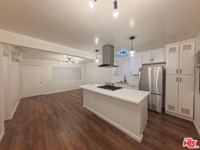 Foto del edificio - 6607 N Figueroa St