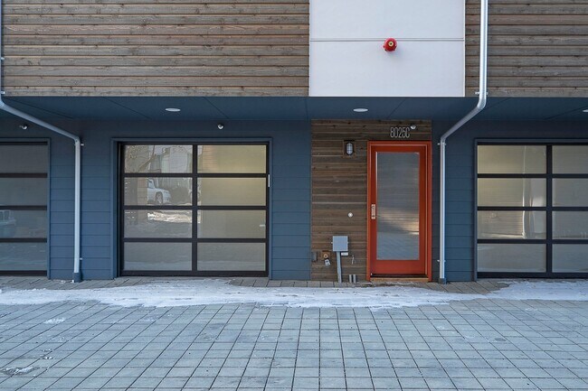 Foto del edificio - 8025 15th Ave NW