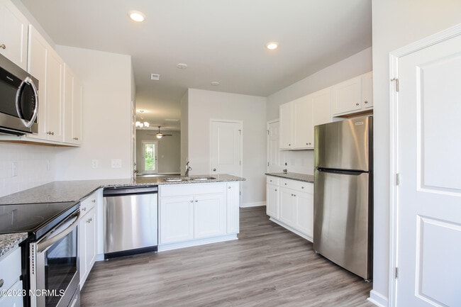 Building Photo - 809 Coosaw Pl
