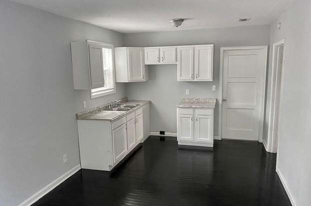 Foto del edificio - 2325 Westbrook Cir N