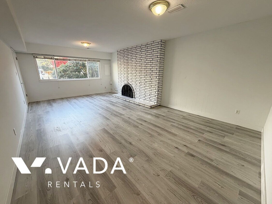 Photo principale - 10980 Swinton Crescent