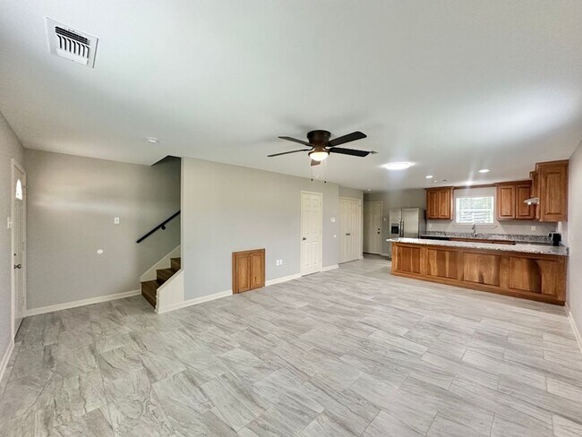 Building Photo - Country Hills Duplexes