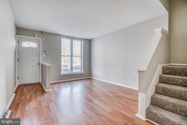 Building Photo - 2721 Edmondson Ave
