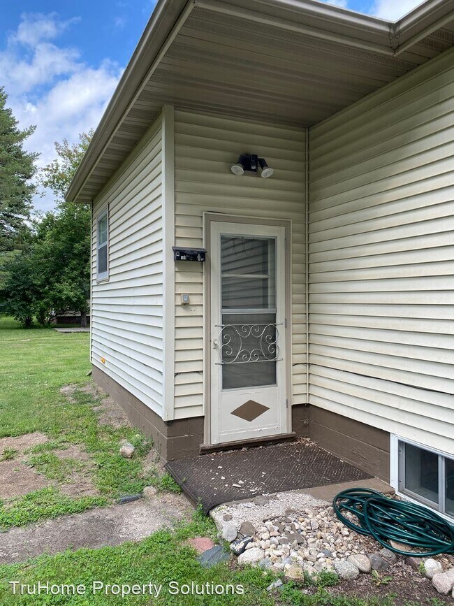 Building Photo - 1 br, 1 bath House - 109 1/2 N 17th St
