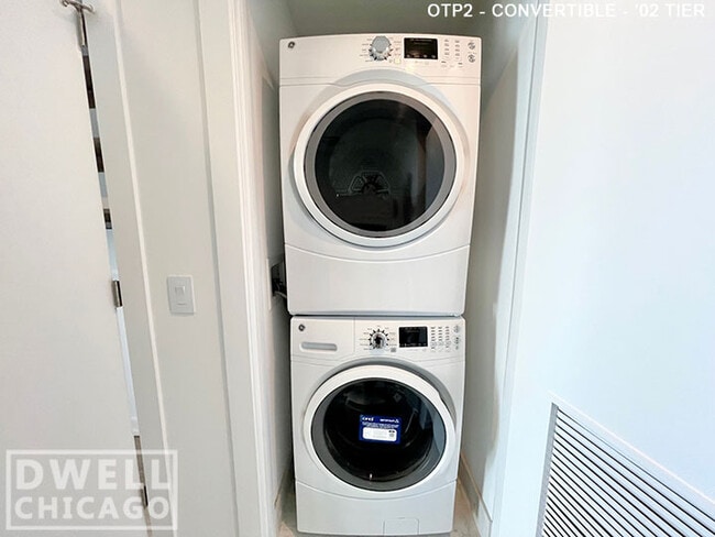 Building Photo - 1147 N Wells St