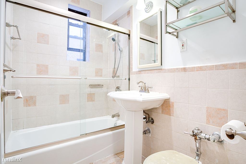 Foto principal - 13915 83rd Ave