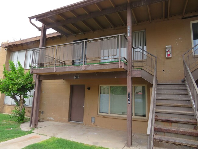 Building Photo - $995.00 Nice single level 2 bedroom condo