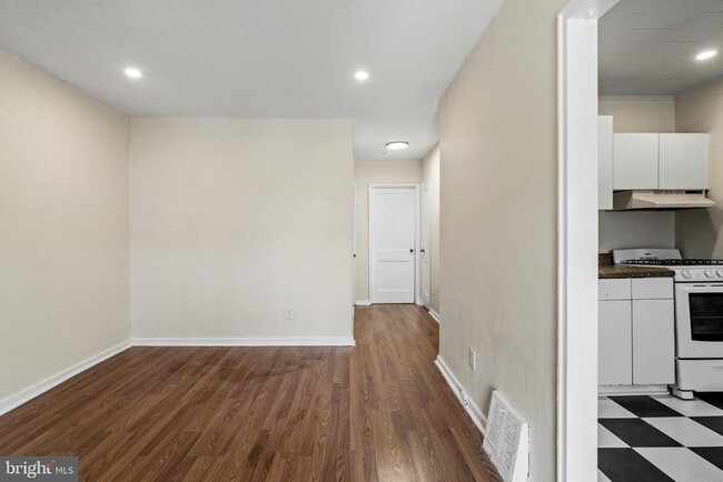Foto del edificio - 1022 Pine Rd