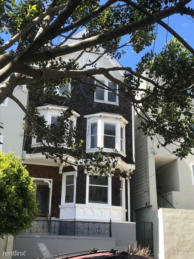 Building Photo - 1154 Green St