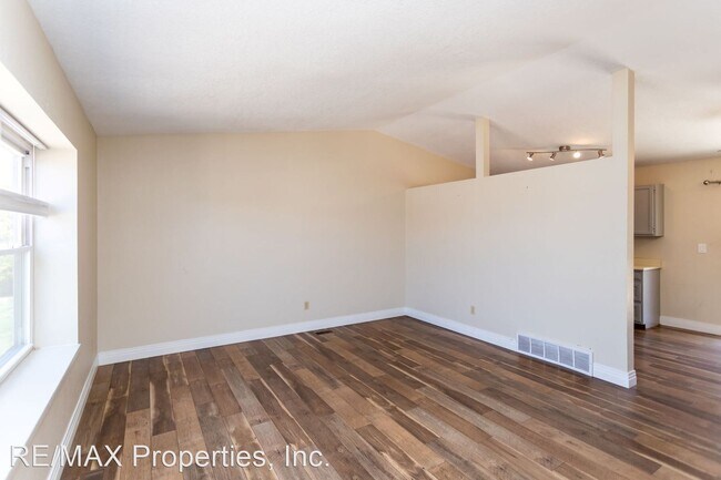 Foto del edificio - 3 br, 1 bath House - 8045 Essington Drive