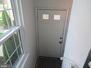 Building Photo - 7 Lumber Jack Cir