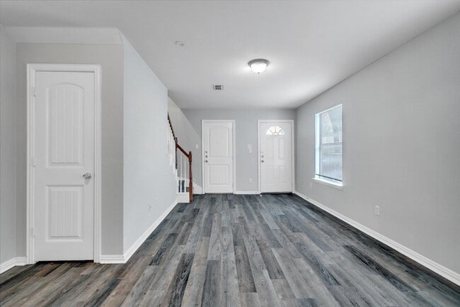 Foto del edificio - 3112 Lee Ave