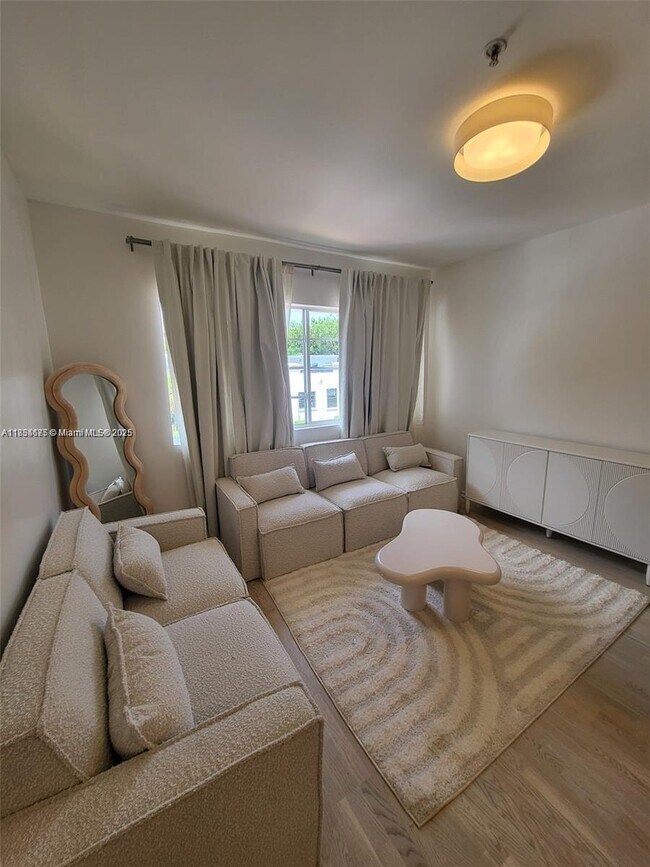 Foto del edificio - 810 7th St