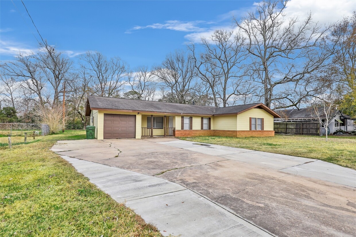 Foto principal - 509 S Winfree St