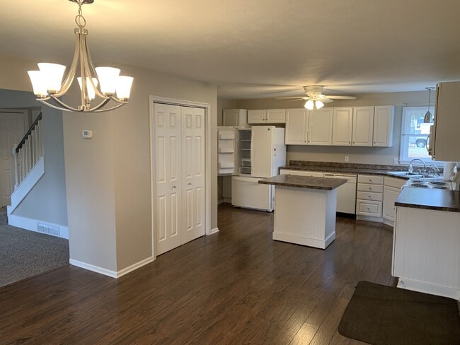 Building Photo - 3 Bedroom/2 Bathroom in Alto